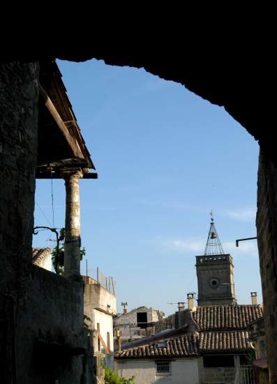 Hôtel proche Uzès · Pont du Gard · Tourisme &amp; Accès · Le Clos de Pradines