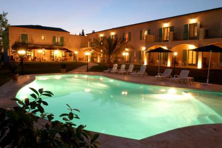 Le Clos de Pradines · Hôtel Spa Uzès, Pont du Gard (30) - piscine