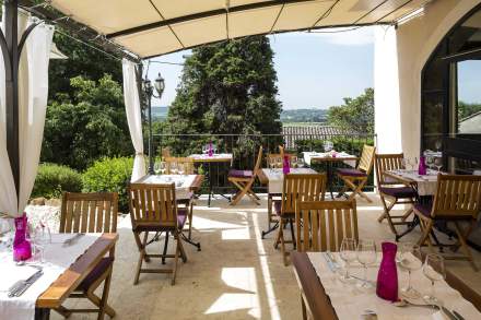 Restaurant Uzès, Saint Quentin-la-Porterie · Le Clos de Pradines